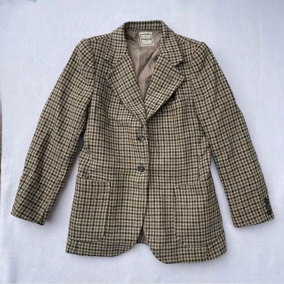 Pendleton Houndstooth Blazer in Brown and Black - Picture 1 of 6
